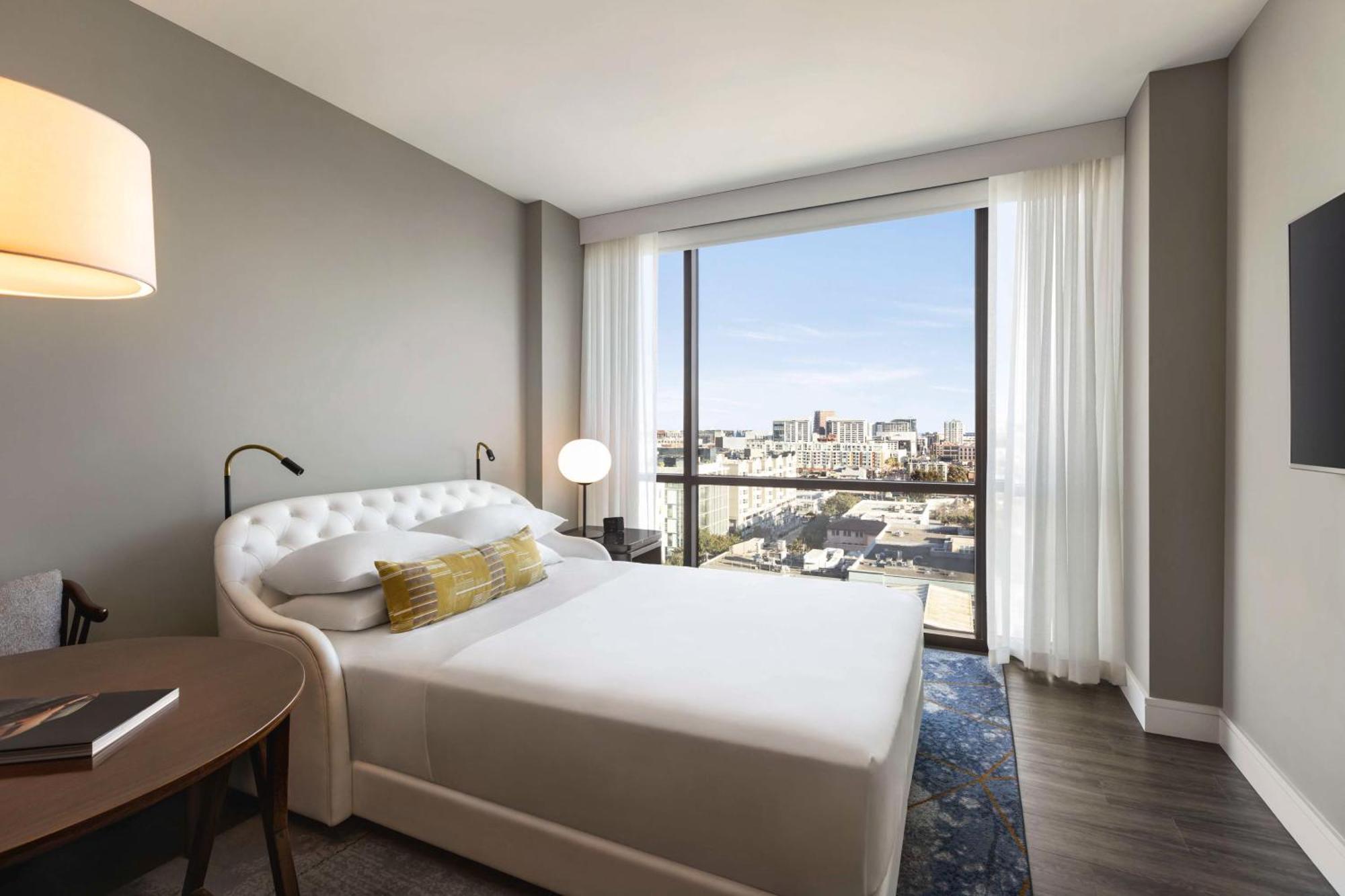 Estúdio com Cama King-size e Vista da Cidade