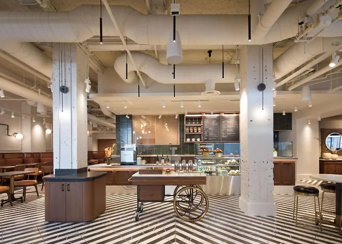 Resort: The Clift Royal Sonesta San Francisco